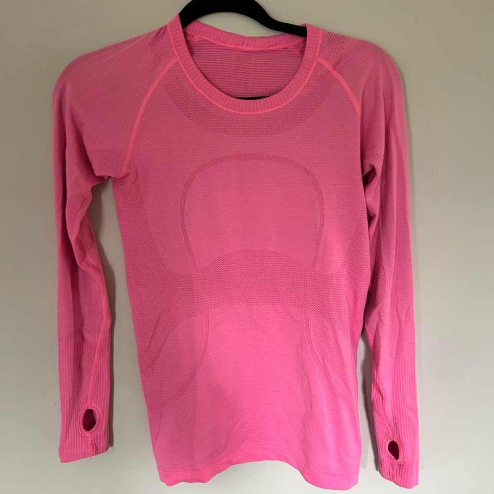 Lululemon Pink Swiftly LS Size 6